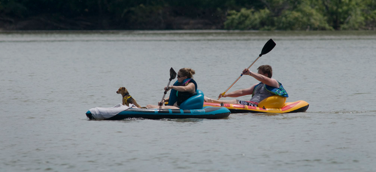 Tuttle-Creek-State-Park-River-Pond-Kayakers