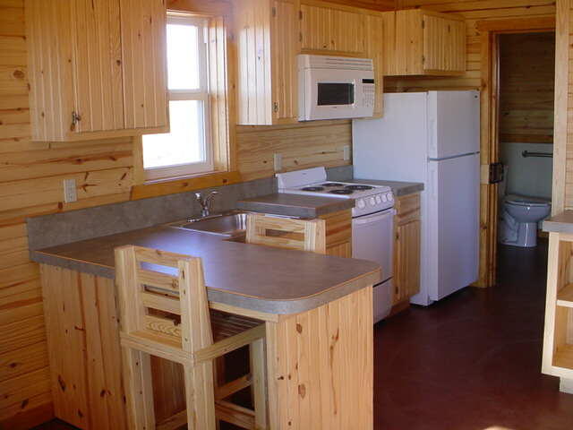 Wilson Lake Elm Kitchen/Bar