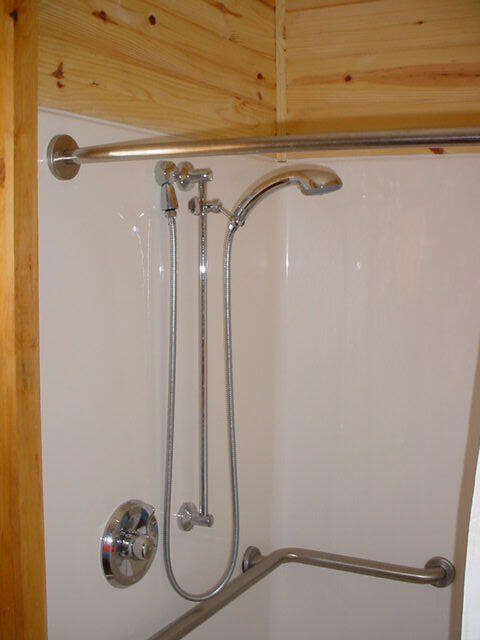 Wilson Lake Elm Shower